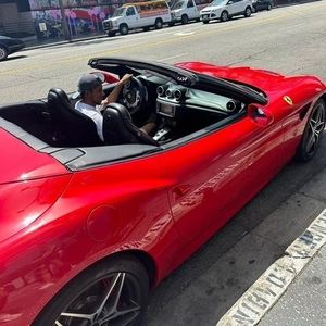 Meet your Posher, Daniel